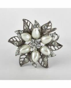 Saro Lifestyle Bejeweled Flower Design Napkin Ring, Set Of 4
