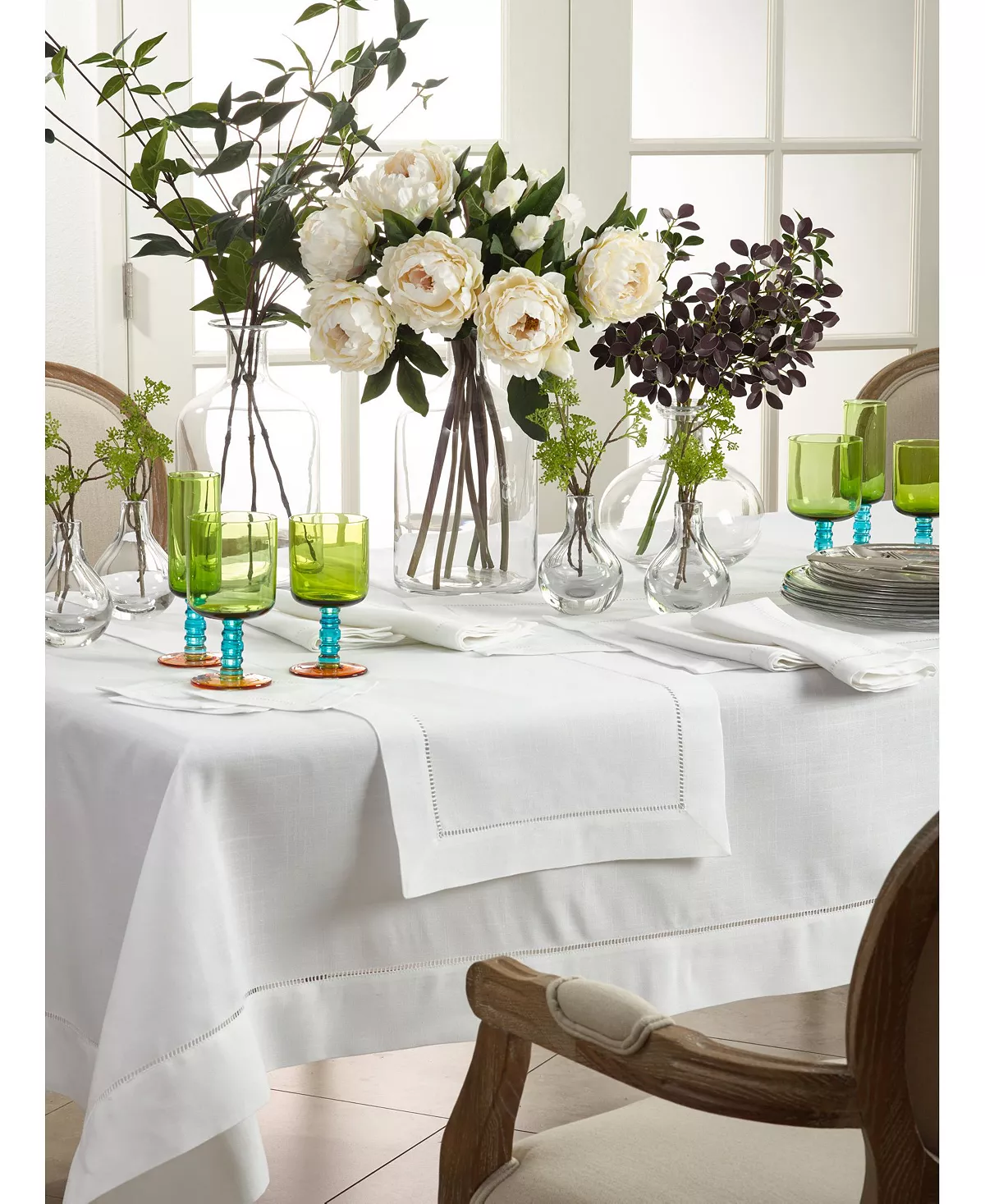 Saro Lifestyle Classic Hemstitch Border Table Runner, 16 X 120 - Image 3