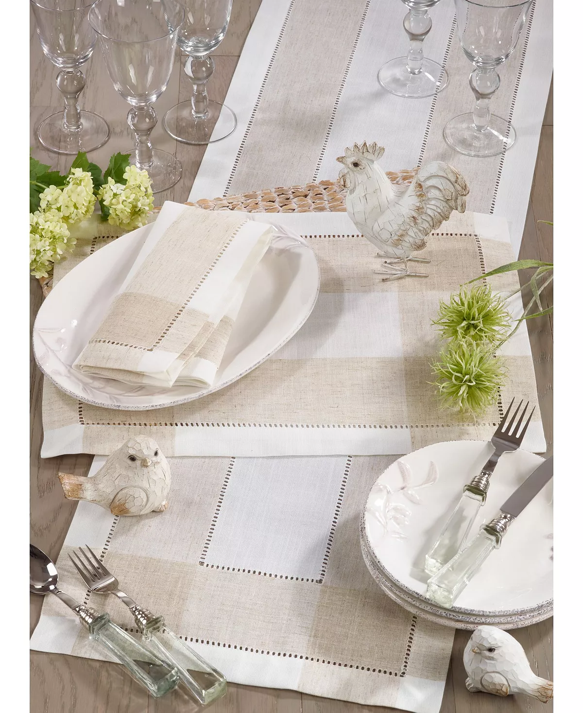 Saro Lifestyle Timeless Linen Blend Table Runner With Hemstitch Accents - Image 3