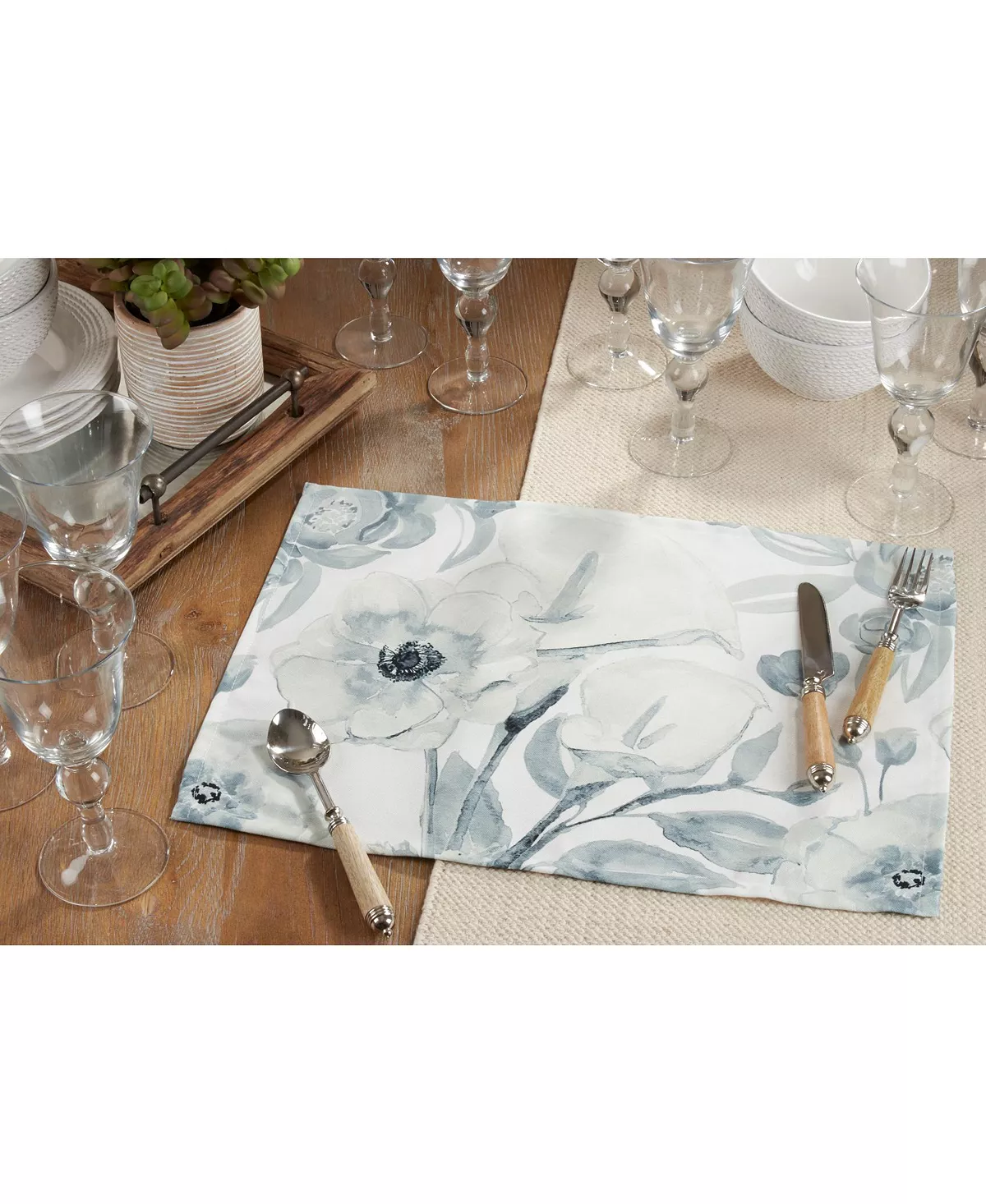 Saro Lifestyle Watercolor Floral Placemat Set Of 4 - Image 4