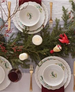 Lenox French Perle Berry Holiday Dinnerware Collection