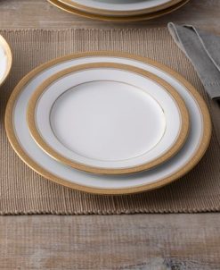 Noritake Crestwood Gold Set Of 4 Dinner Plates, Service For 4 -VilleroyBoch shop 23547910 fpx