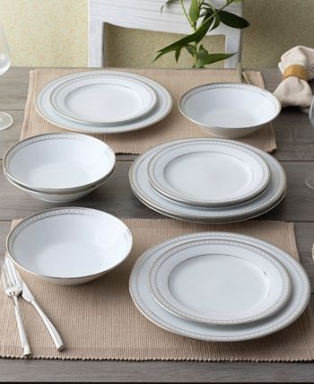 Rochester Platinum Set Of 4 Salad Plates, Service For 4 Noritake Rochester Platinum Set Of 4 Salad Plates, Service For 4 -VilleroyBoch shop