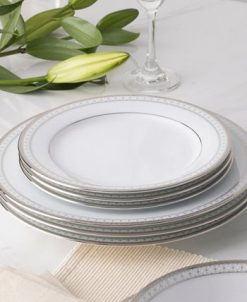 Noritake Rochester Platinum Set Of 4 Salad Plates, Service For 4 9 Noritake Rochester Platinum Set Of 4 Salad Plates, Service For 4 -VilleroyBoch shop 23548050 fpx